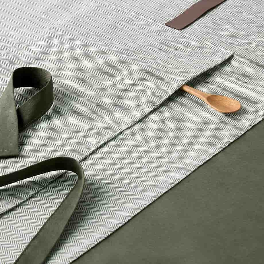 Apron-4